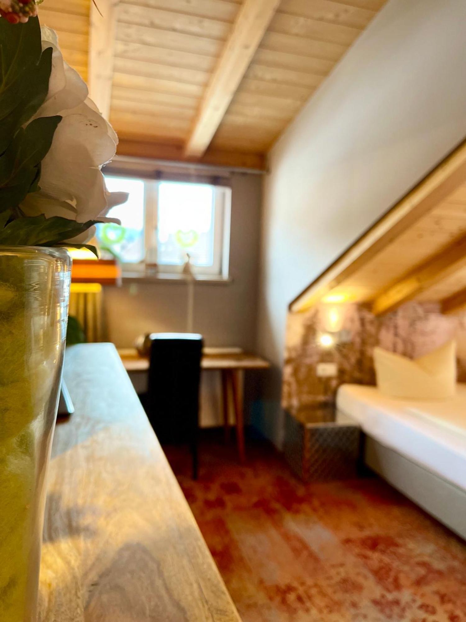 Vintage Charivari- Sommer Hoernerbahnen Kostenlos Mit Restaurant Hotel *